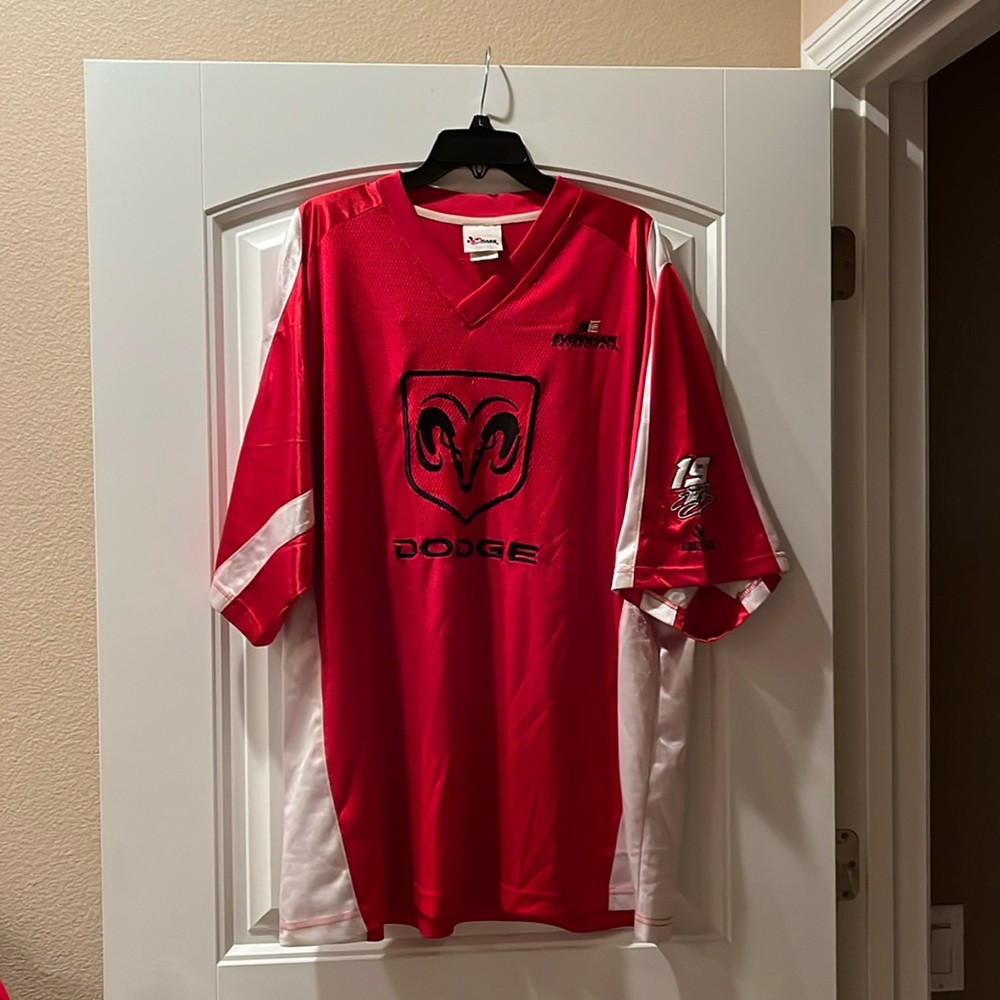 Chase Authentics NASCAR jersey